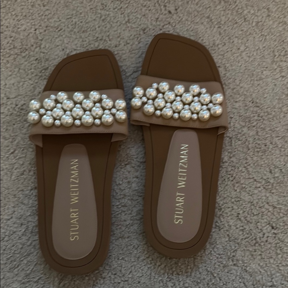 Stuart Weitzman Tan Pearl Embellished Women's Sandals